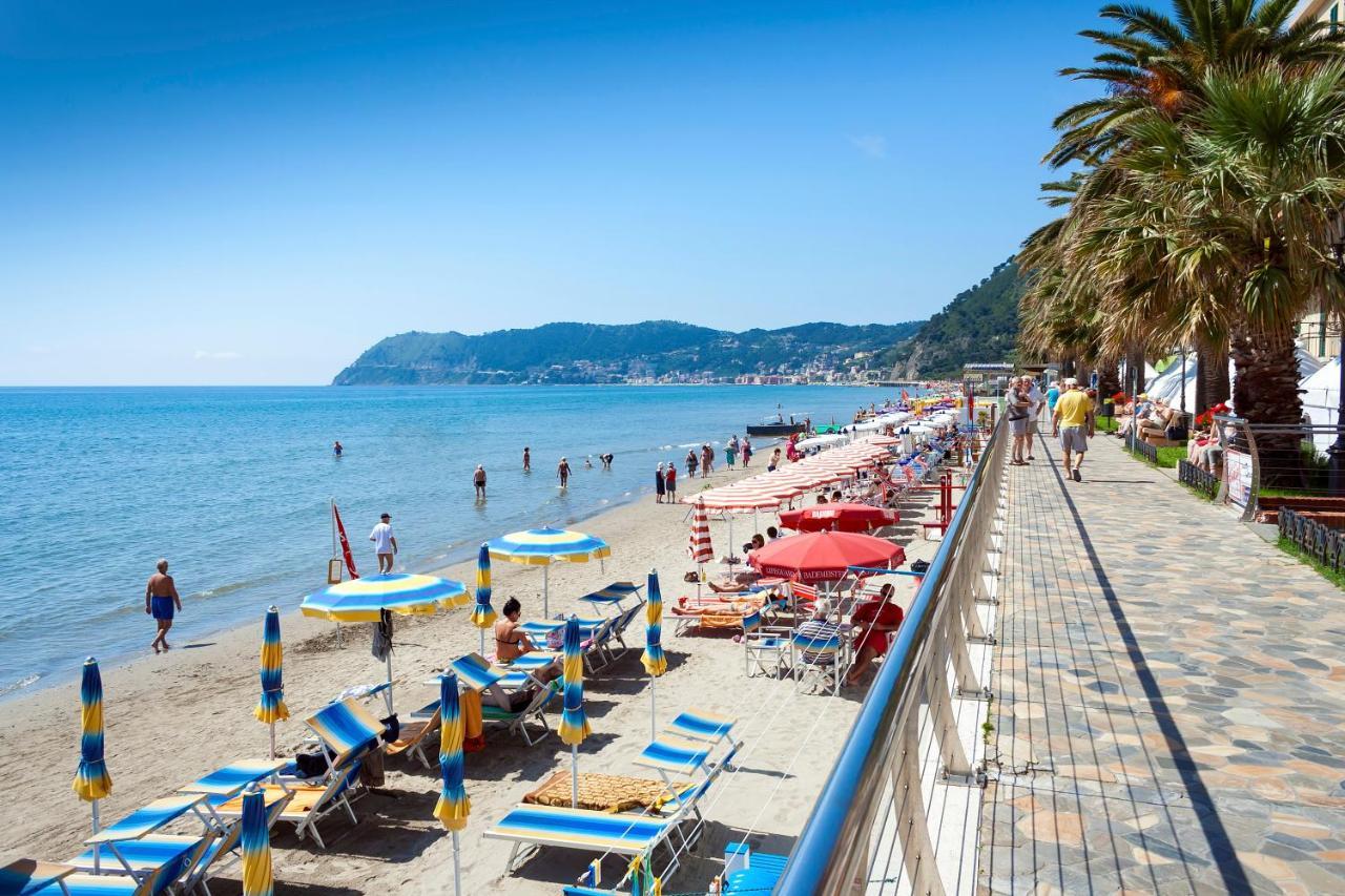 Beachy Vibes- 900M From The Beach - Happy Rentals Marina dʼMarina dʼAndora Bagian luar foto