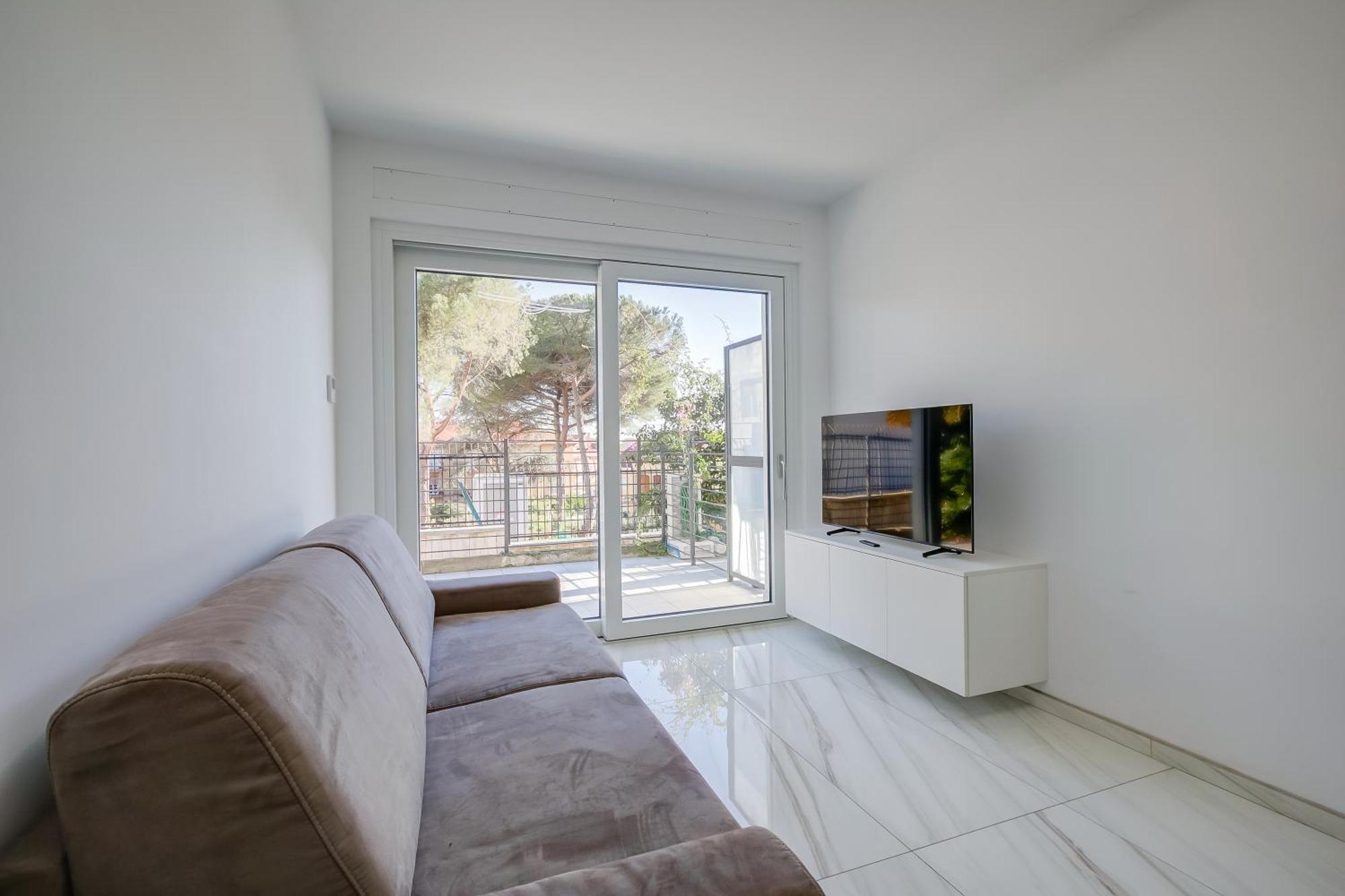 Beachy Vibes- 900M From The Beach - Happy Rentals Marina dʼMarina dʼAndora Bagian luar foto